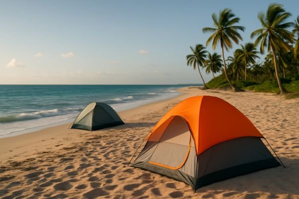 Praias desertas do Nordeste para acampamento com barracas leves e portáteis